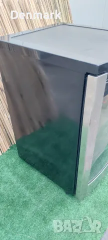 Samsung охладител за вино от неръждаема стомана, снимка 4 - Хладилници - 48042756