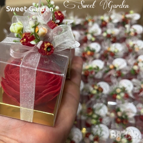  Аранжировки от ароматни ,сапунени цветя, снимка 3 - Подаръци за жени - 53234623