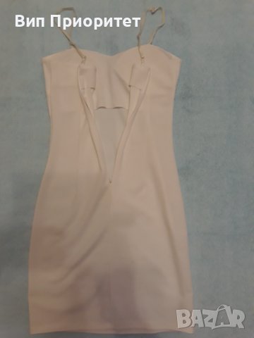Малка бяла рокля къса с презрамки- регулируеми, сребристи орнаменти , вградени подплънки на бюста , снимка 17 - Рокли - 37476594