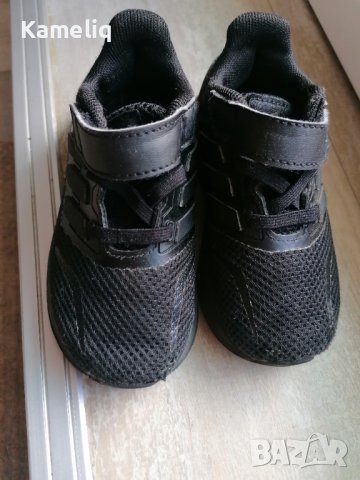 Маратонки adidas 23 номер