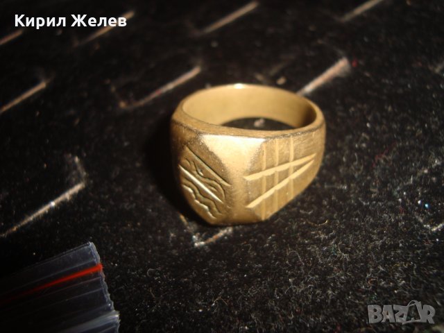 СТАР ОРНАМЕНТИРАН БРОНЗОВ МАСИВЕН ПРЪСТЕН с ПЕЧАТИ 14К и 585 МАЙСТОРСКА ИЗРАБОТКА за КОЛЕКЦИЯ 20790, снимка 3 - Пръстени - 32175717