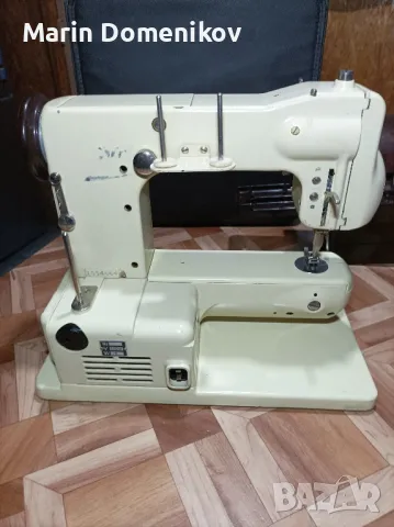 Шевна машина Bernina , снимка 10 - Шевни машини - 49071112