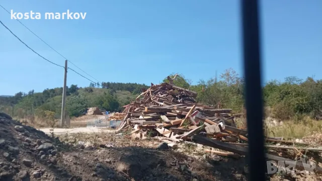 продавам дърва за огрев и подпалки
