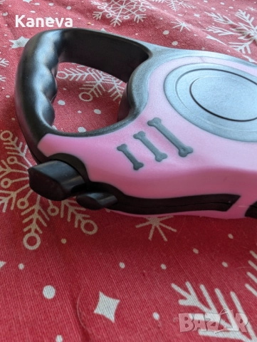 Розов повод с автоматична система за прибиране и заключване, снимка 4 - За кучета - 52925702