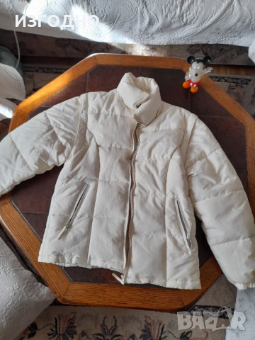 10€ МНОГО ХУБАВО ЯКЕ СТАВА И НА ЕЛЕК ИМА И КАЧУЛКА