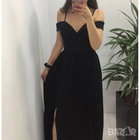 официални рокли с паднали рамене и цепка 