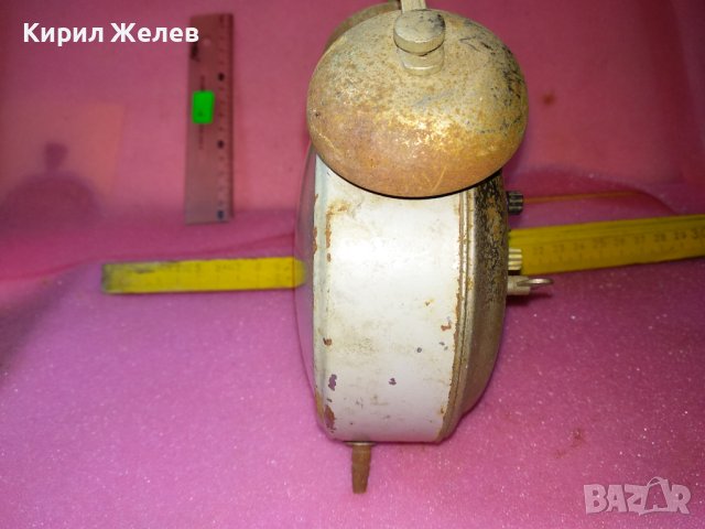 JANTAR MADE in USSR Стар РУСКИ БУДИЛНИК МЕХАНИЧЕН НАСТОЛЕН ЧАСОВНИК ЯНТАР СССР 43673, снимка 12 - Антикварни и старинни предмети - 44463943