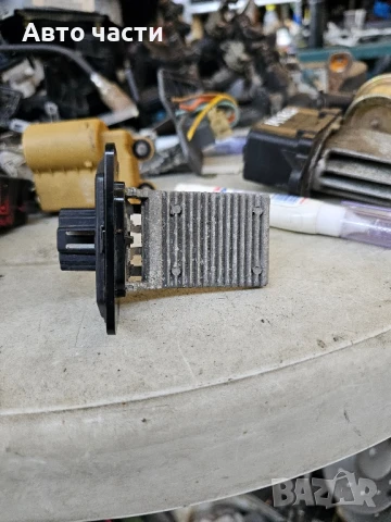 резистор на вентилатора на парното, обозначен като "XD1A", снимка 2 - Части - 51125836