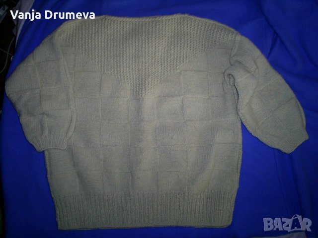 ръчно плетен пуловер от 100 %  домашна вълна, снимка 2 - Блузи с дълъг ръкав и пуловери - 35467192