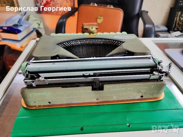 Пишеща машина Hermes Baby 1958 г, снимка 6 - Антикварни и старинни предмети - 48675766