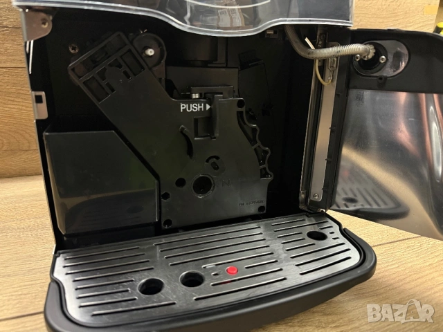 Кафемашина Saeco Incanto Sirius s-class Type:SUP021YADR, снимка 5 - Кафемашини - 53359771