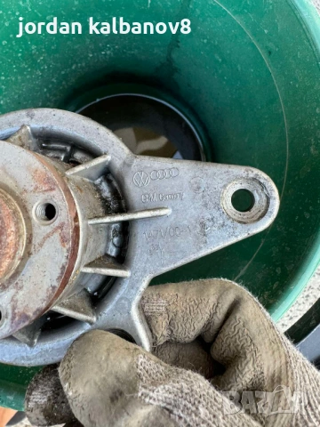 Водна помпа за Ауди Audi A8 D4 H4 6.3W12 500ps. само за 60Eur., снимка 4 - Части - 53301948