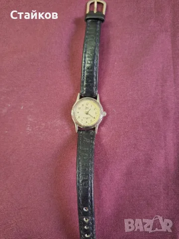 дамски часовник Q&Q