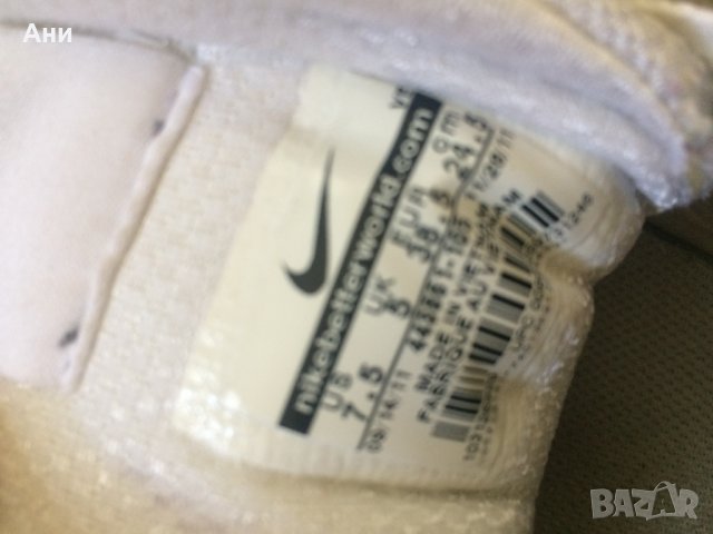 Дамски маратонки Nike Air, снимка 5 - Маратонки - 38411754