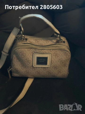 Оригинална чанта Guess, снимка 3 - Чанти - 54267328