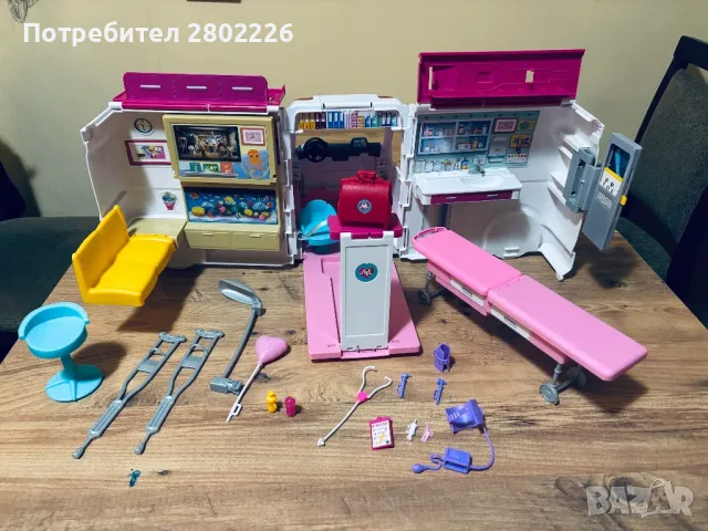 Мобилна линейка за кукла Барби 45х19х27см