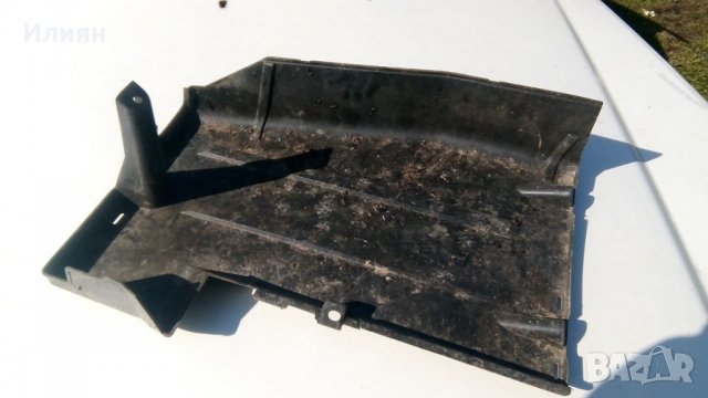 Предпазна кора бензинова помпа Мерцедес 124