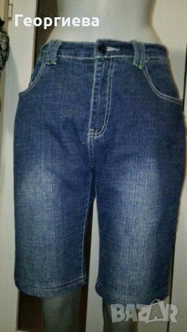 Красив комплект от дънкови къси панталони и потник👖👕M/L👖👕, снимка 8 - Комплекти - 30017121