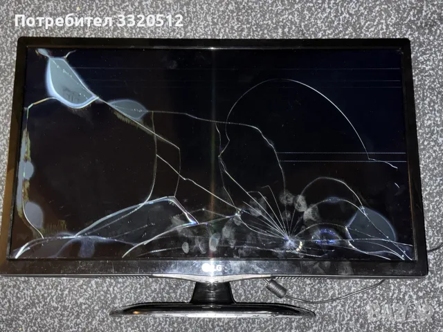 Телевизор LG 24LF450B за части(счупен дисплей)