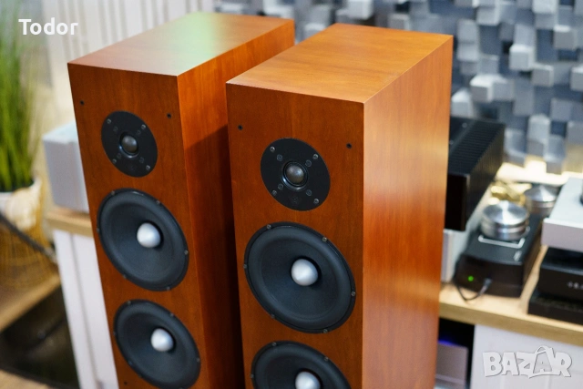 Avance Signature 8 Mk.3, снимка 3 - Тонколони - 54346273