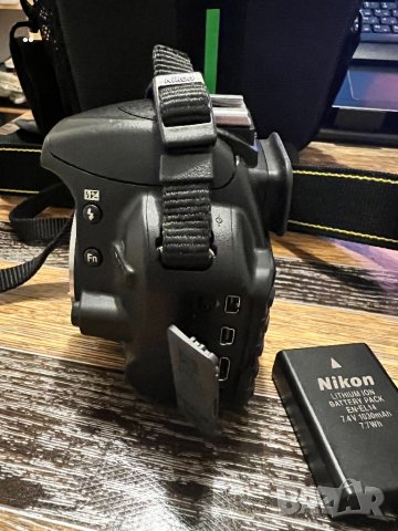 Фотоапарат Nikon D3100/ още на 5500 кадъра/, снимка 4 - Фотоапарати - 40618363