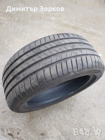 Гуми летни 245/45/17 с дълбок протектор, снимка 3 - Гуми и джанти - 54081951