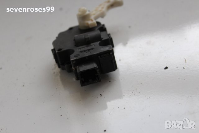 Клапа парно ягуар хф 2010 Jaguar XF 3br MF-113930-0770, снимка 3 - Части - 40027632