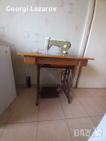 Немска крачна шевна машина TEXTIMA 