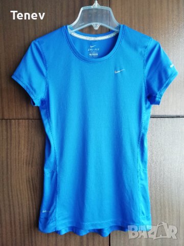Nike Dry-Fit оригинална дамска спортна фланелка , снимка 1 - Тениски - 36631766
