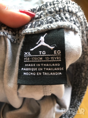 AIR JORDAN 2 pockets JUMPMAN joggers, size 158-170CM и подарък тениска, снимка 12 - Детски анцузи и суичери - 51525795