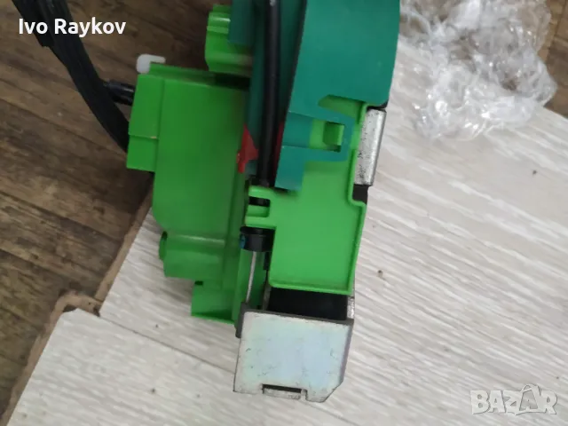 Предна лява брава за  Alfa Romeo Mito , снимка 5 - Части - 47283443