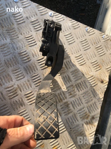 Педал за газ Пасат 5.5 2003 г.-2.0 бенз.116 коня, снимка 4 - Части - 51246416