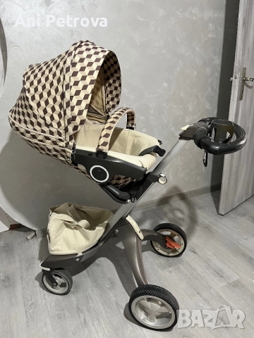 Бебешка количка Stokke