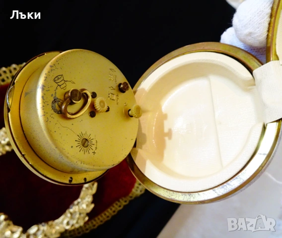 Френски механичен часовник,будилник Jaz,рубини,кожа. , снимка 6 - Антикварни и старинни предмети - 53249622