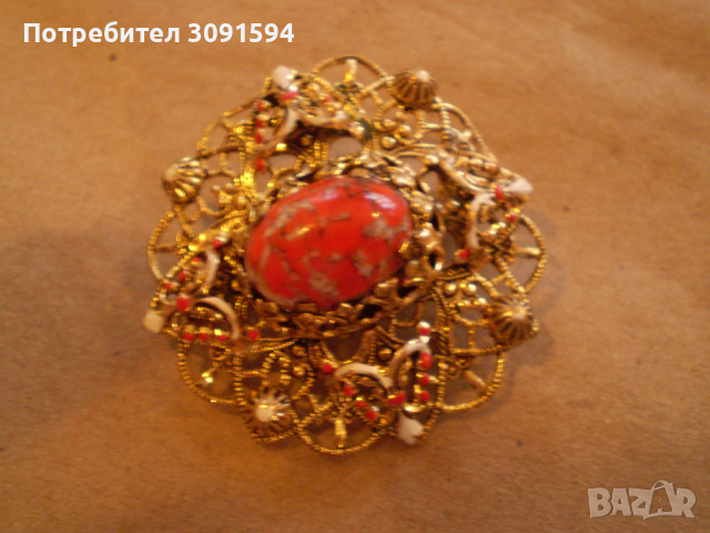 Винтич брошка филигран с червено многоцветно стъкло, снимка 5 - Антикварни и старинни предмети - 36409612