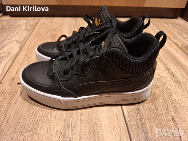 Спортни обувки , снимка 2 - Маратонки - 50774447