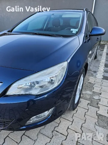 Opel Astra J 1.7 CDTI/110 Start-Stop sistem, снимка 3 - Автомобили и джипове - 48087996
