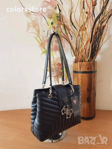 Дамска чанта Guess кодVL140, снимка 3 - Чанти - 42278331