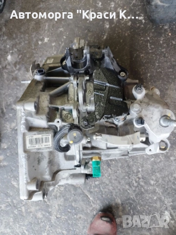 JT4 023 скоростна кутия на Дачия Логан 3 Dacia Logan 3  1.0TCE 101к код на двигател H4DF 