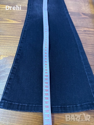 Дамски черни дънки размер М , снимка 2 - Дънки - 54078734