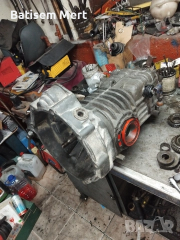 Скоростна кутия , снимка 2 - Части - 53888928