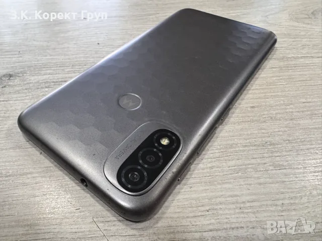 Motorola Moto E20 32GB 2GB RAM Dual, снимка 2 - Motorola - 56215432