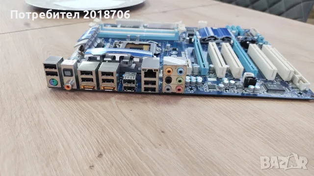 Gigabyte  GA-P55-UD3R, снимка 4 - Дънни платки - 55920325