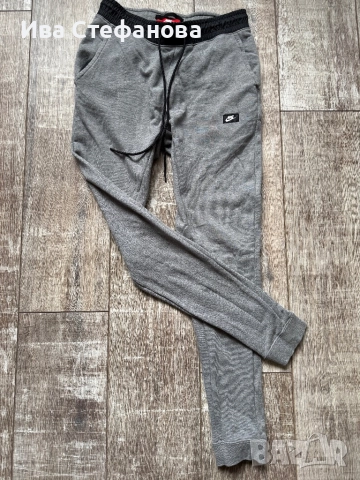 Нов оригинален памук памучен  марков сив спортен панталон Nike nike Найк , снимка 2 - Спортни дрехи, екипи - 46576912