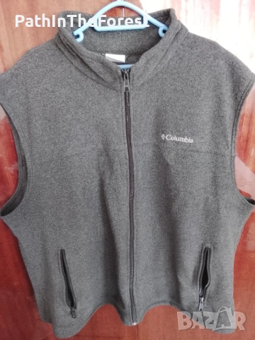 Columbia елек-топла и приятна материя 