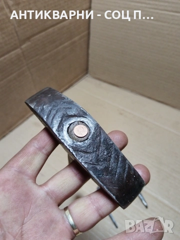 Комплект Соц Стари Ръчно Ковани Чук С Наковалня За Клепане На Коси. НОМЕР 1734., снимка 5 - Антикварни и старинни предмети - 53952133