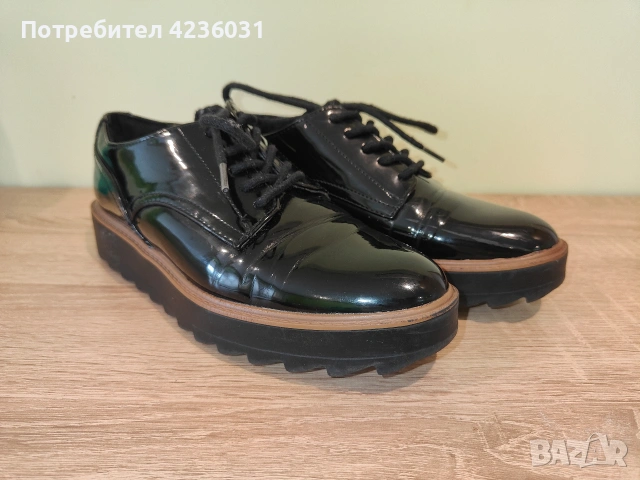 Дамски обувки , снимка 2 - Дамски ежедневни обувки - 54195771