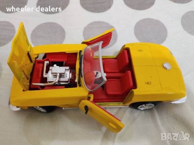 Метална количка Revell Chevrolet Corvette Stingray в мащаб 1/24, снимка 9 - Колекции - 39886382