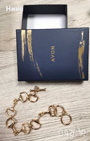 Красива гривна в златисто 