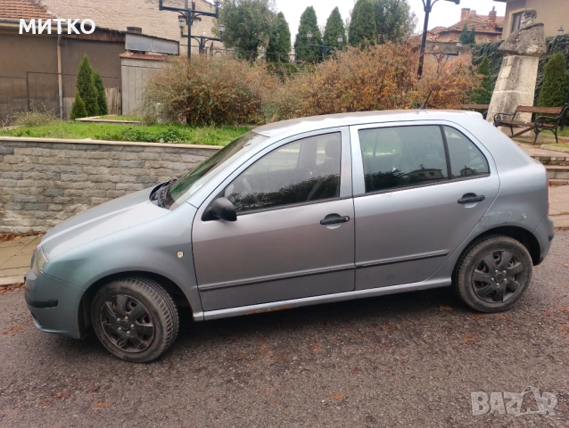 Skoda Fabia 1.2 HTP Шкода Фабия , снимка 5 - Автомобили и джипове - 52446092